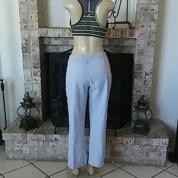 N.Y.L.New York Laundry Warm-Ups - Picture 3 of 8